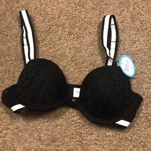 Flirtitude Push-up Bra NWT